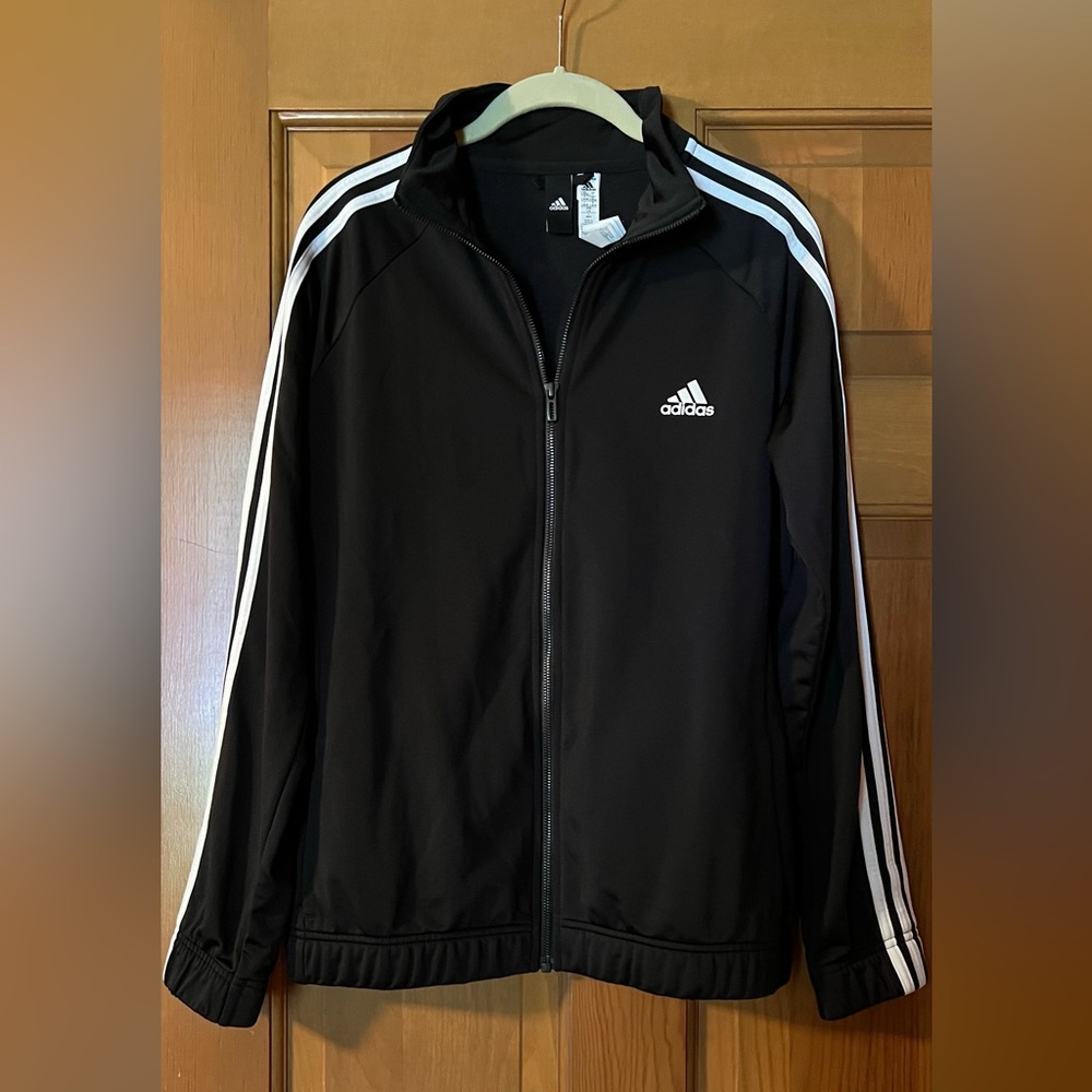 ADIDAS. Classic track jacket. Barely worn, like new. Size Large.